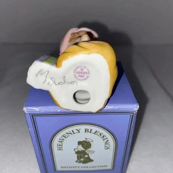 Vintage Avon Nativity Heavenly Blessings Melchior Magi Box 1986 Three Wise Men - Picture 9 of 10